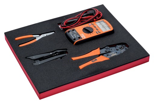 Набор обжимных клещей и мультиметр BAHCO.