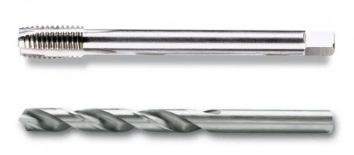 Специальный набор сверл и метчиков для ремонта поврежденной внутренней резьбы.