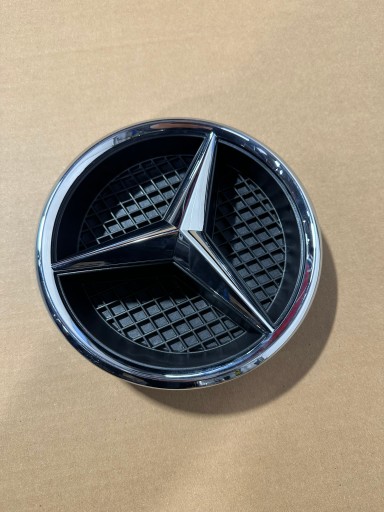 A0008880060, 0008880060, - Значок передній, значок переднього бампера, зірка Mercedes A0008880060 Комплект