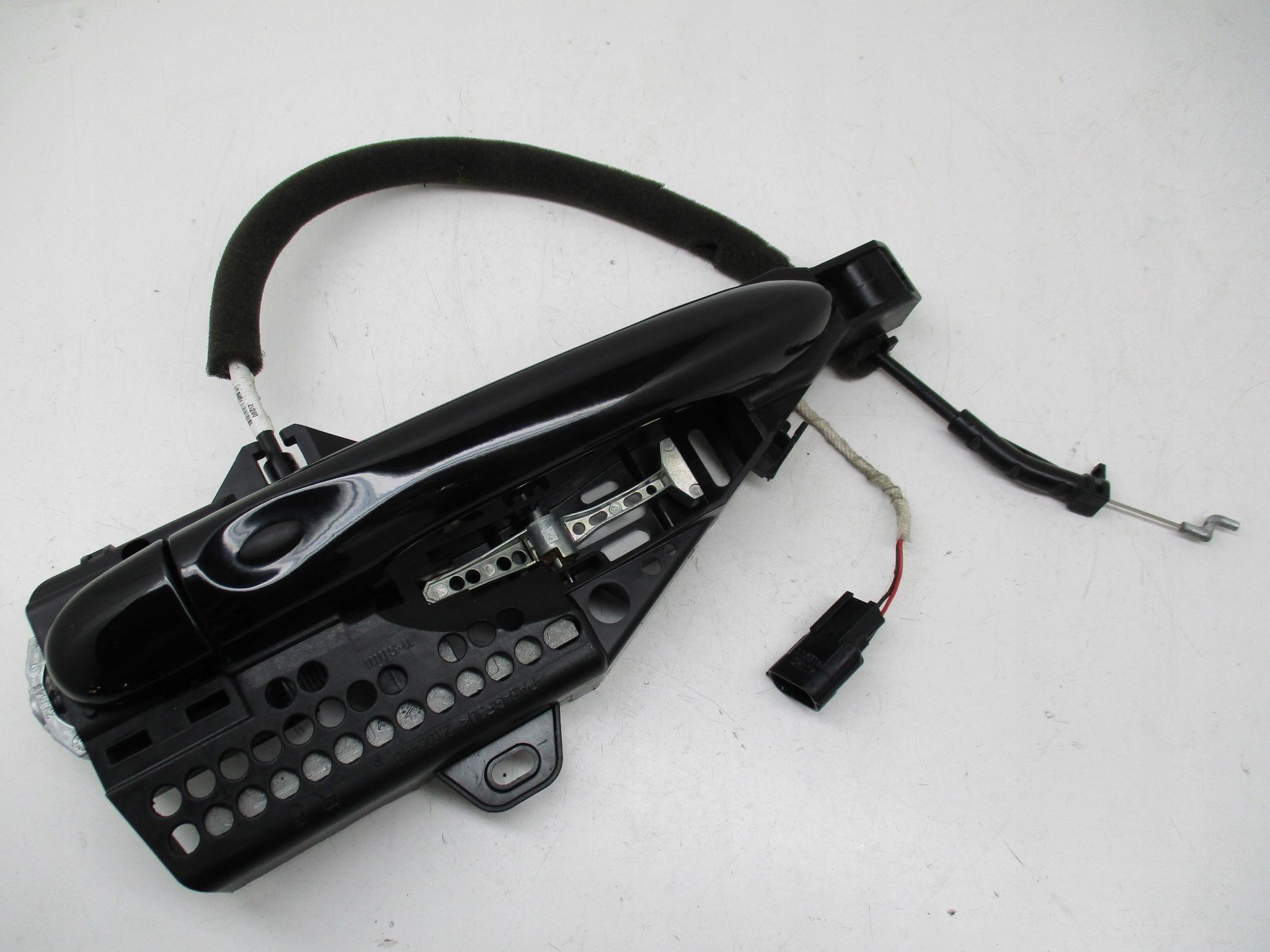 80600282R - Zoe Lift 20-дверная ручка правая передняя правая