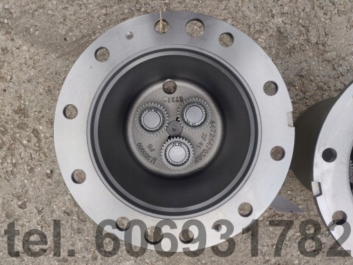 4472447038F - Маточина редуктора Most ZF MT-E3050 CAT 313 Volvo EW140