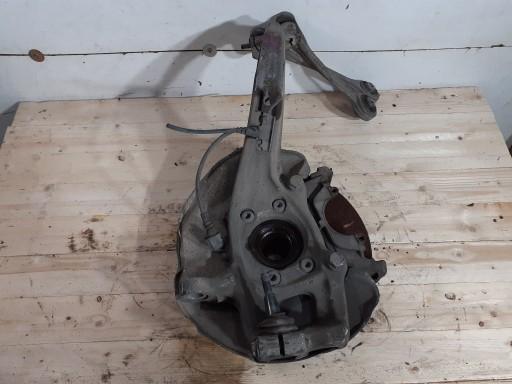 Поворотный кулак передний правый Audi A4 B8 8K