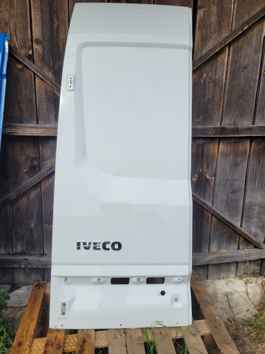 5802343685 - Задняя левая дверь iveco daily vi 14- 196 см