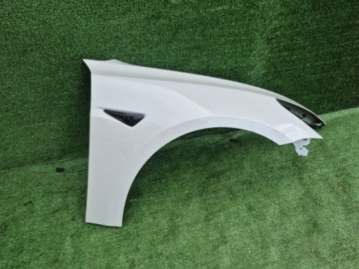 Переднє праве крило переднє white pearl tesla 3