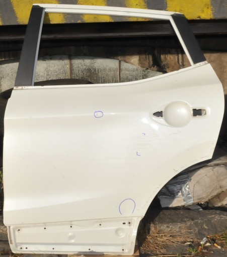 Задняя левая дверь nissan qashqai ii