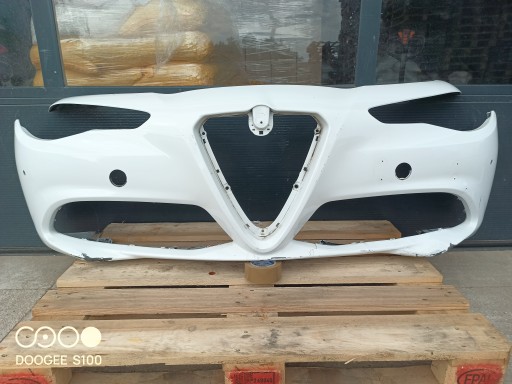 Alfa romeo giulia передній передній бампер pdc пошкоджено