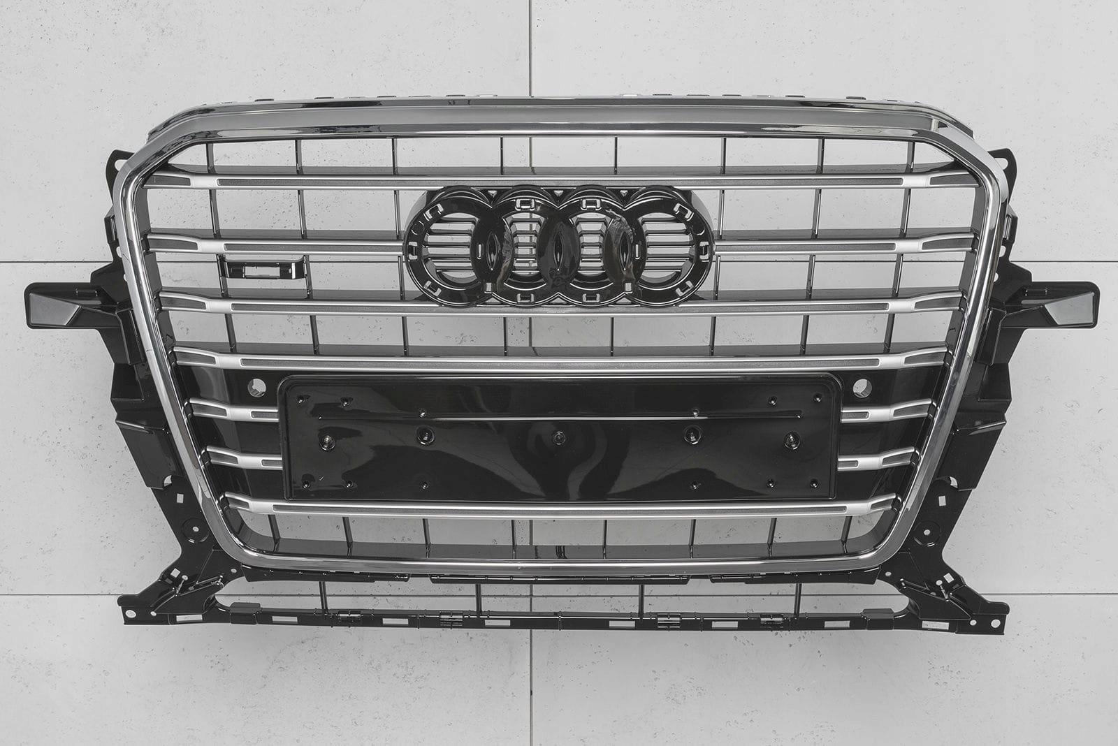 AUDI Q5 8R 13-17 гриль стайлінг на S-LINE хром
