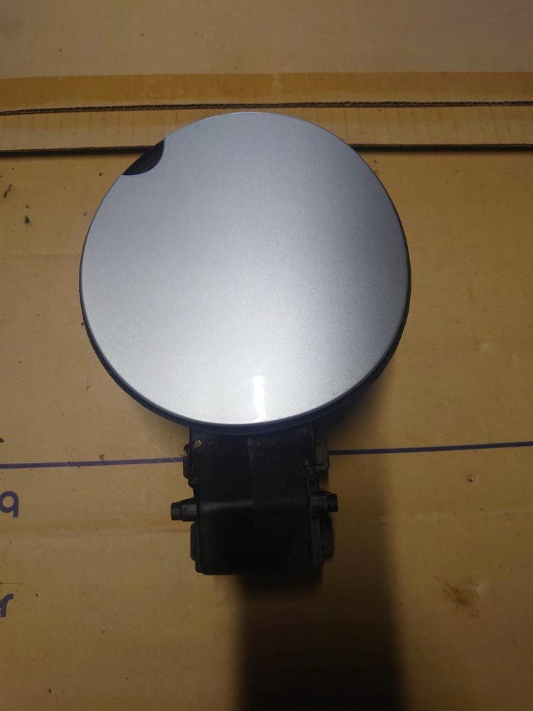 Clio iv крышка топливного бака универсал серебристый TED69