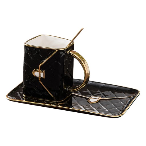 Черный набор кофейных кружек в форме сумочки