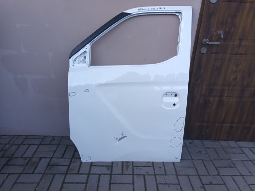 3 - Ліва вхідна дверця