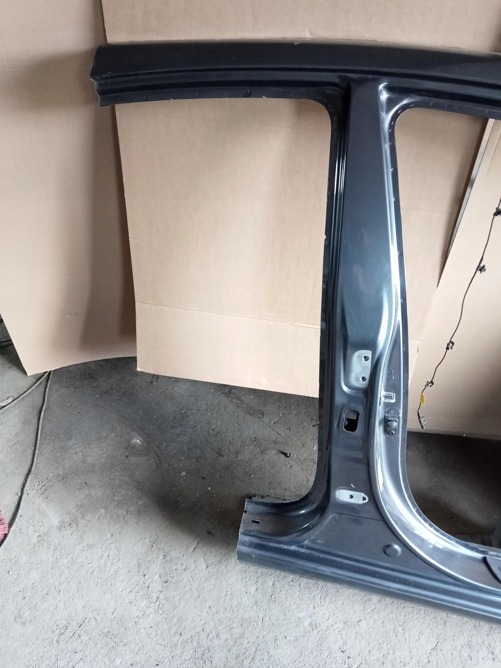 Hyundai i30 II 12-16 правий поріг стійки Z3G