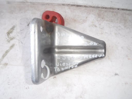 Wj735a262aa - Jaguar e pace Глушник вішалка новий оригінал