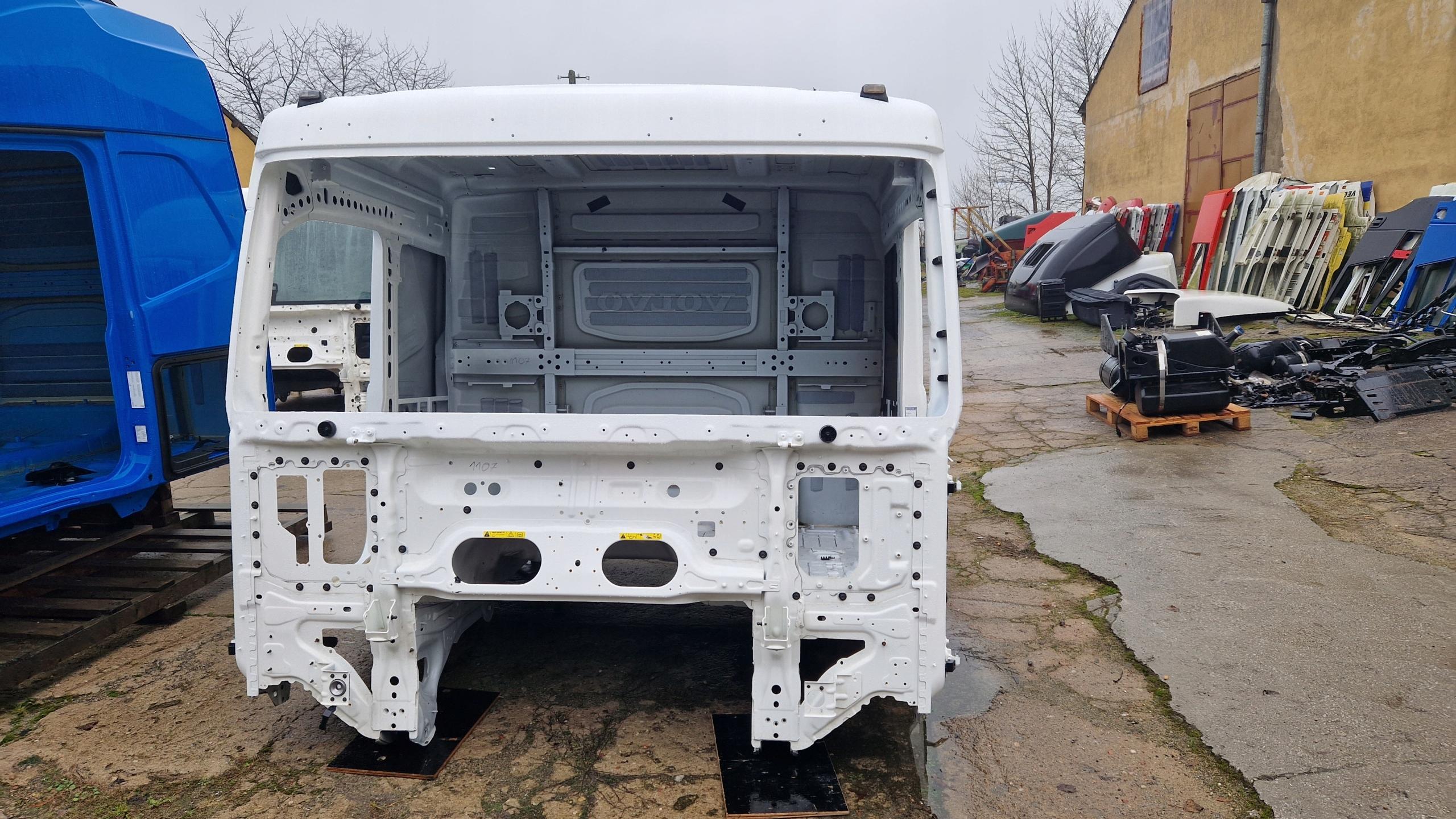 22009383 - кабіна каркасна кабіна volvo fh4 низька