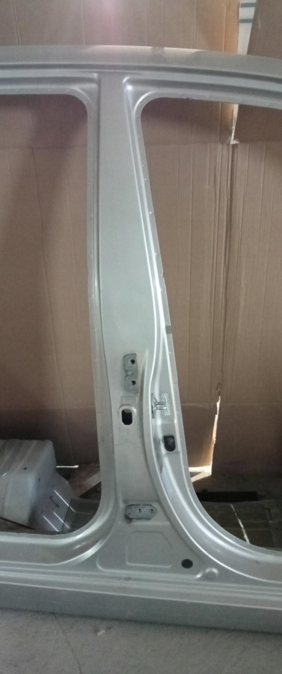 Kia venga ix20 09-15 правий поріг стійки 9S