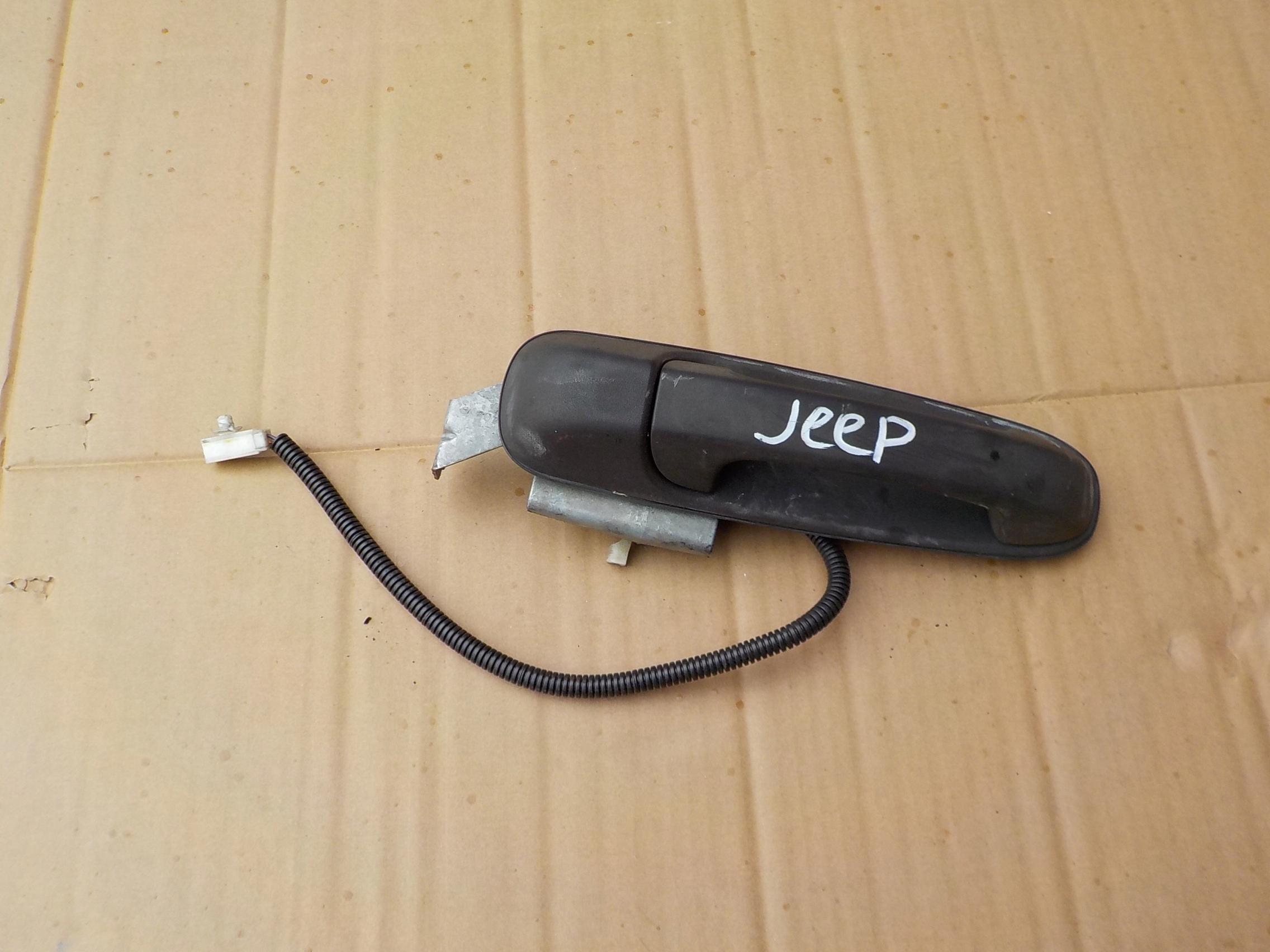 2005r - ручка двери задняя jeep cherokee kj 2005