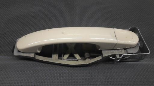 5TA837206A 510839168 - правая передняя ручка VW Touran и 06R