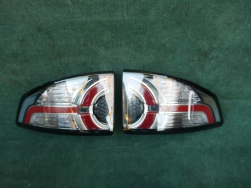 FK72-13405-CG FK72-13404-CG - Ліва лампа правого хлопця Rover Discovery Sport L550 2015-2019r