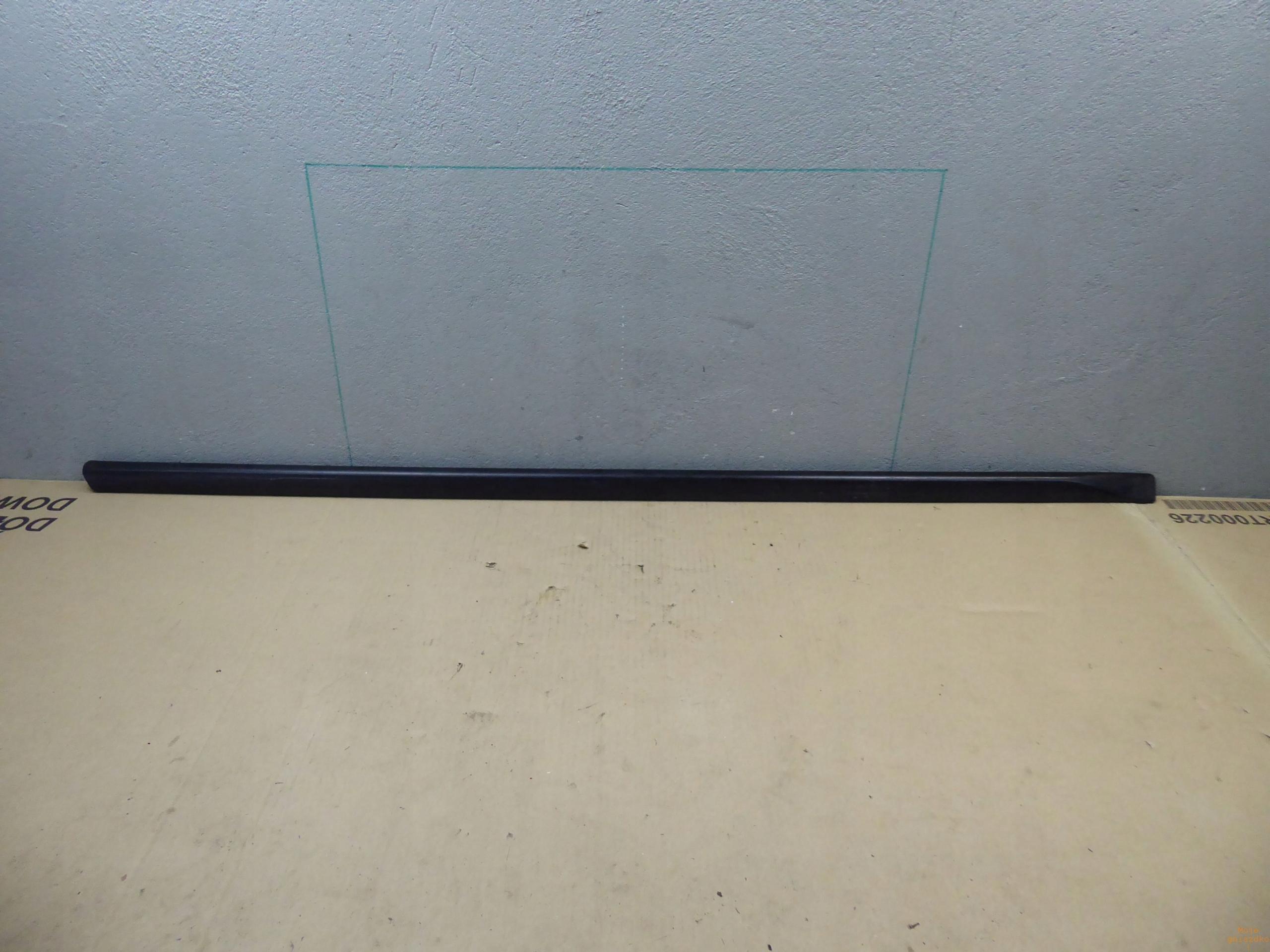 Молдинг правої передньої двері CITROEN C2 матовий чорний