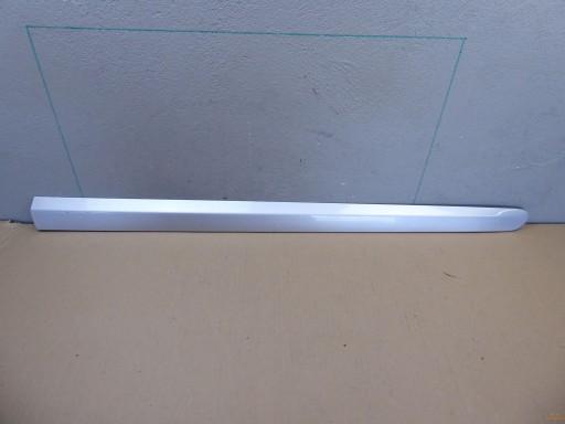 Молдинг правой передней двери PEUGEOT 308 5D EZR SILVERN