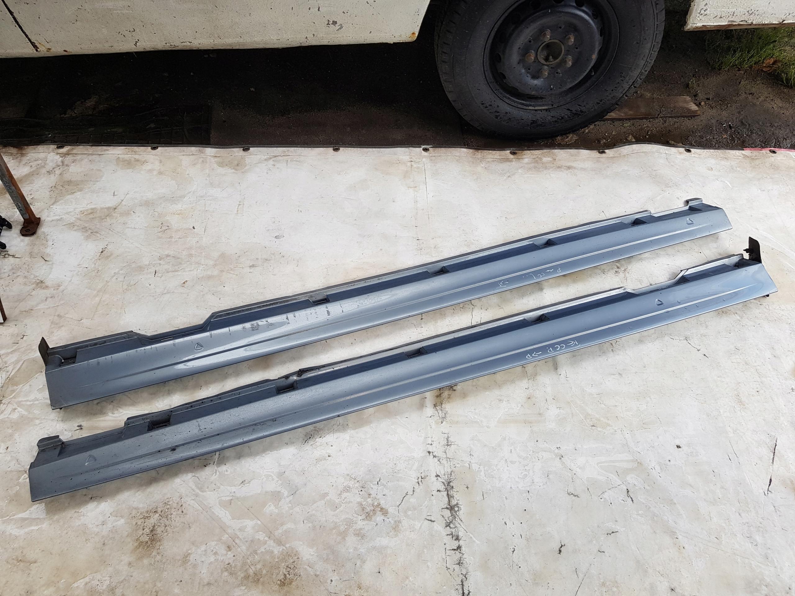 W433T2 - педаль порога ліва Passat CC LC7Z