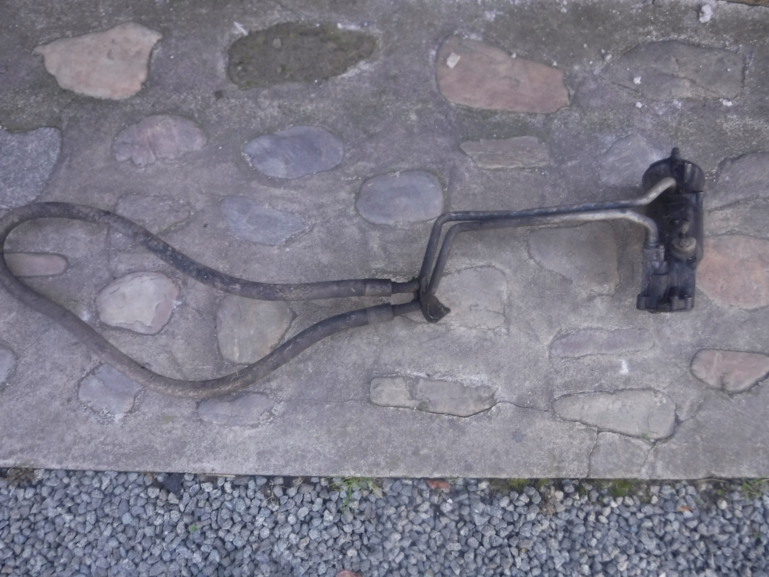 12444454124587952124 - корпус масляного фильтра mercedes w124 3.0 TD turbo