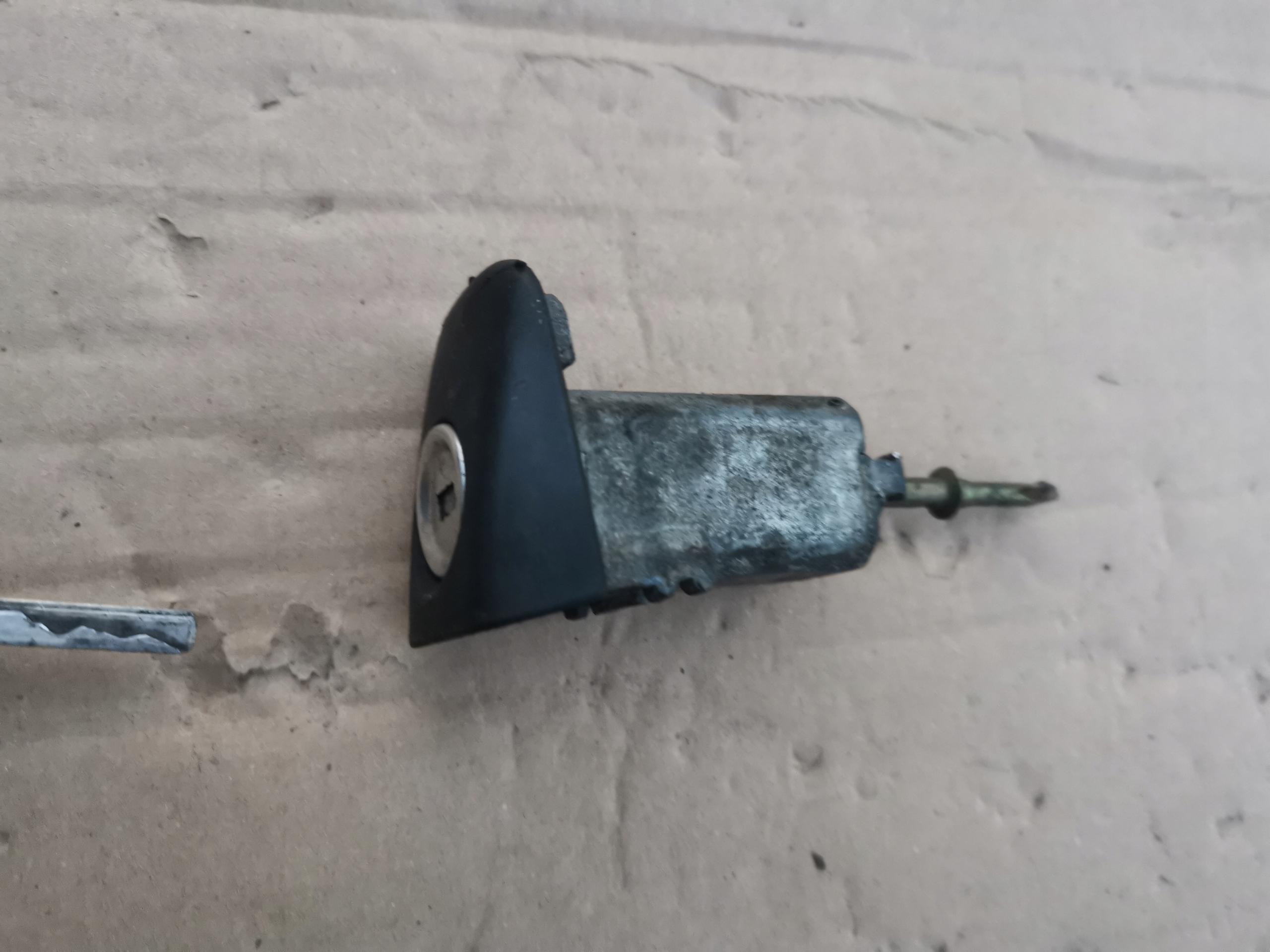 20211120145202 - mercedes w202 вставка замка ключ водителя двери