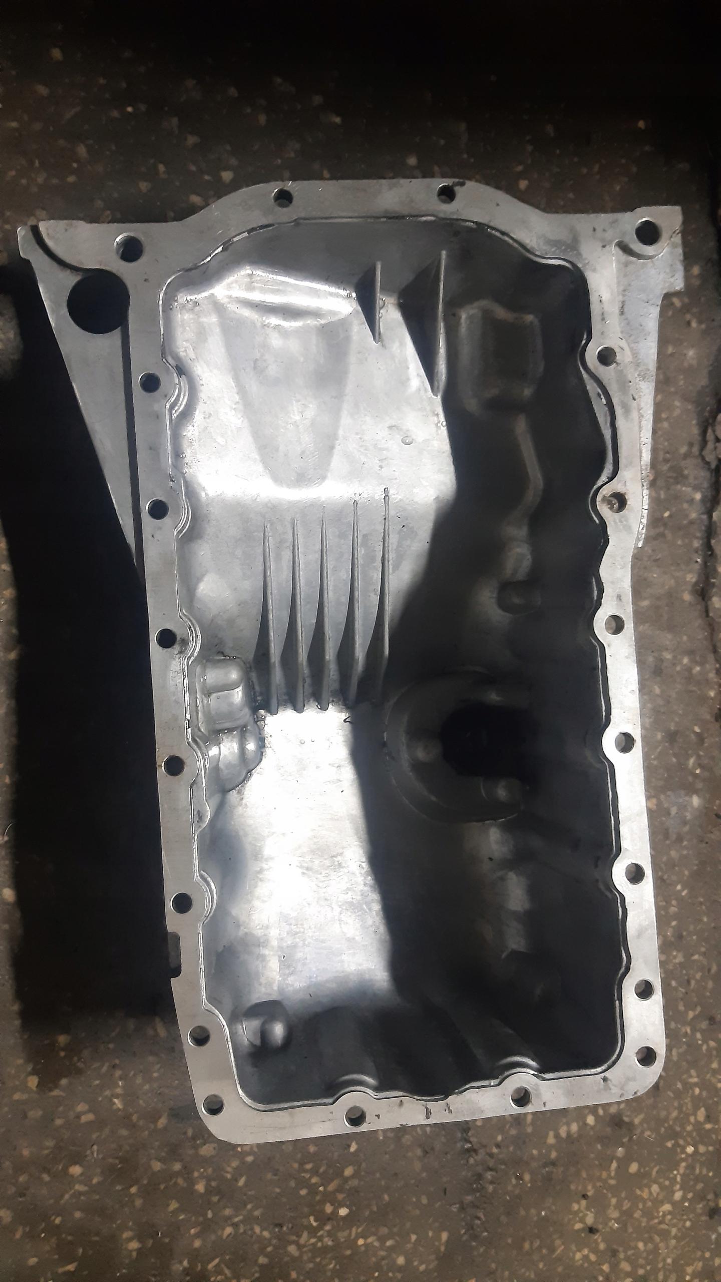Масляный поддон AUDI A4 B5 VW PASSAT B5 1.9 TDI AJM
