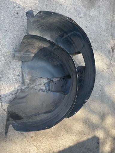 Передня ліва колісна арка Volvo XC70 07 - оригінал