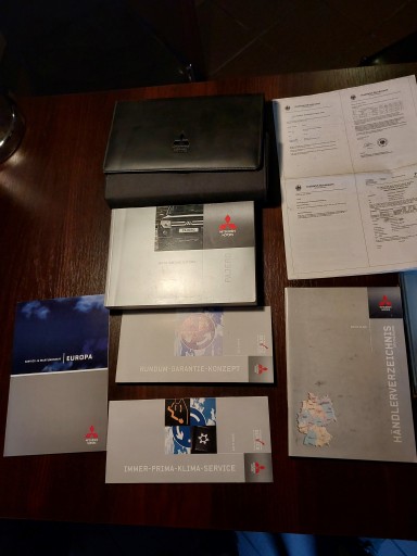 Pajero IV v90 СЕРВІСНА КНИЖКА ОРИГІНАЛ ПРОЗИВИЙ ЧОХОЛ