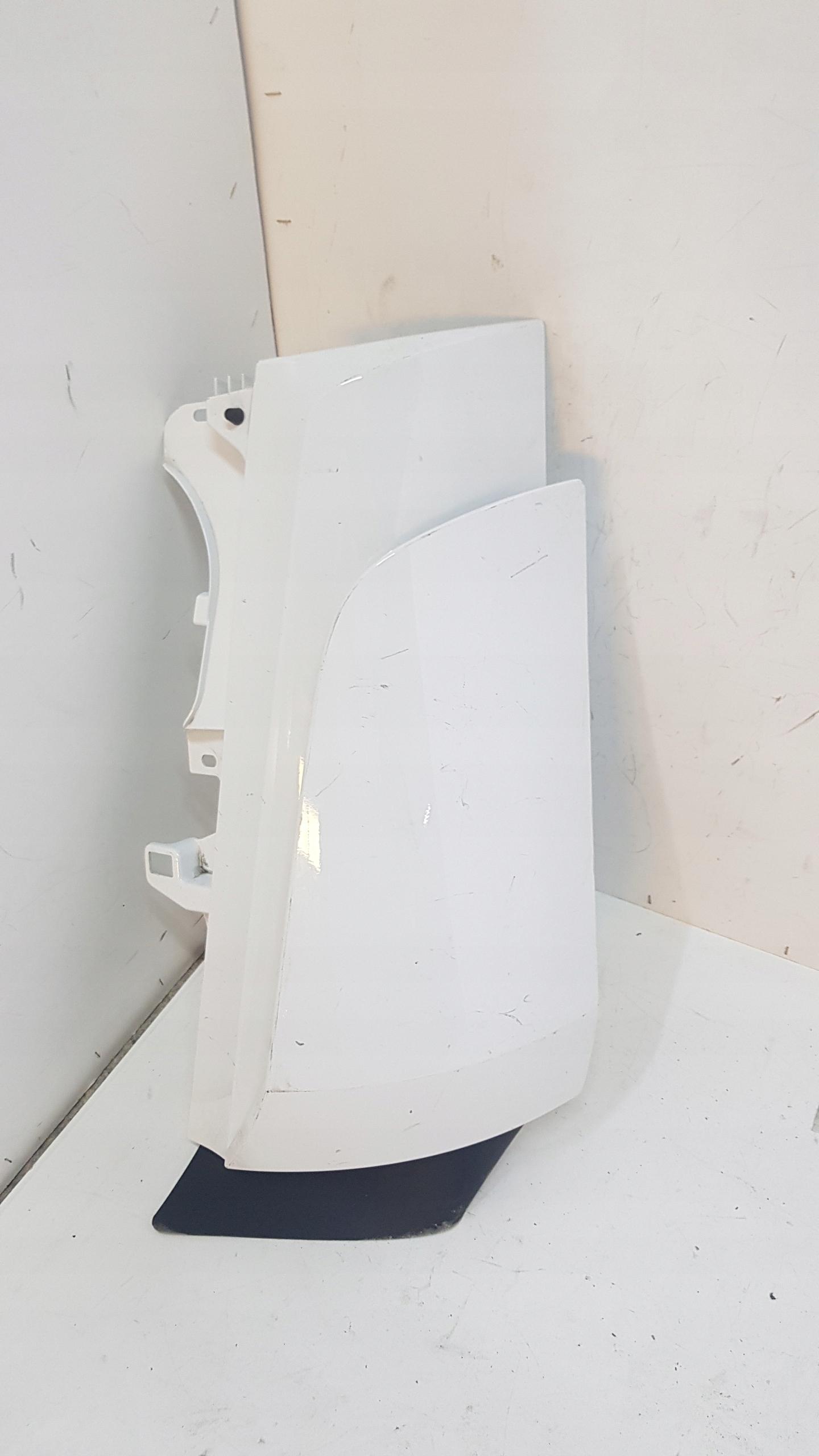 Polik обтекатель угол mercedes atego a9678840922