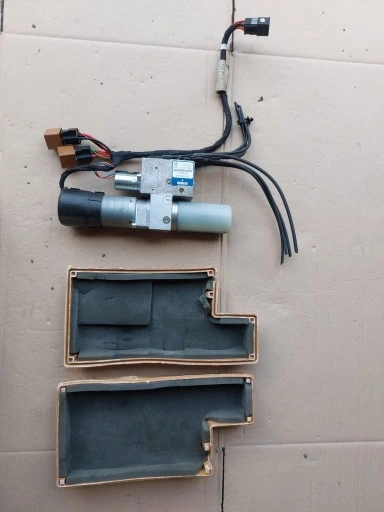 Насос даху Opel Tigra II B cabrio 93162375