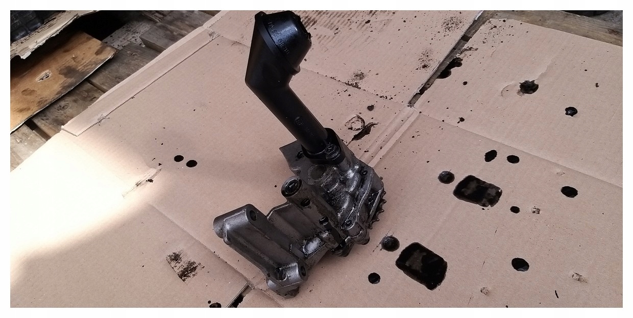 Масляний насос CBD 2.0 TDI VW Skoda Audi Seat