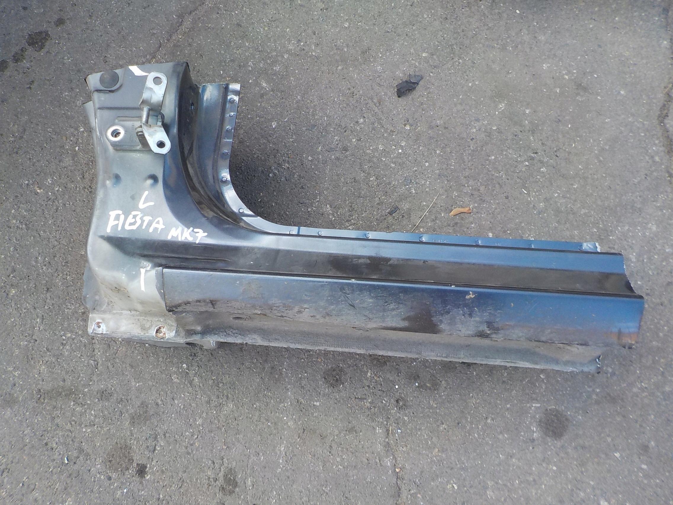 Левый порог ford fiesta mk7 5D 2011