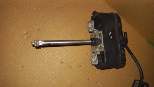 Моторчик стеклоочистителя левого фонаря Mercedes W140 1408201342 Wwa