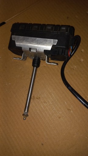 Моторчик склоочисника правої фари Mercedes W140 1408201442 Wwa