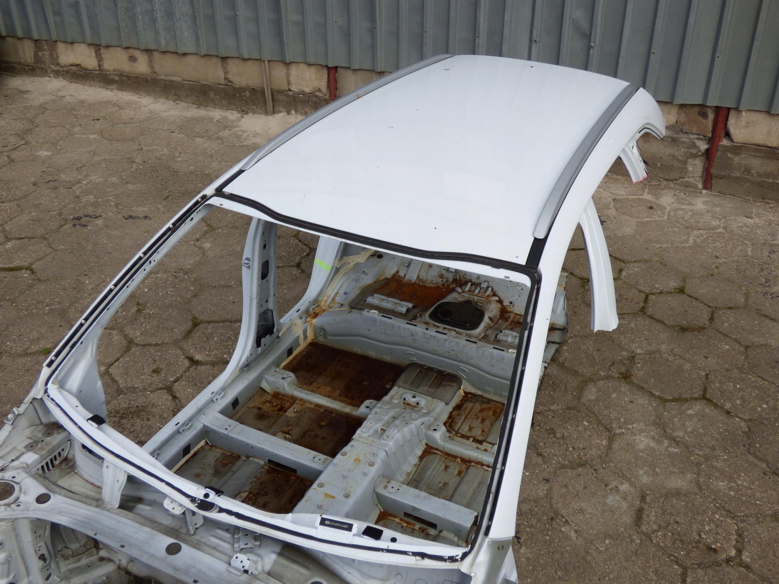 Стойка крыши левая STBDB KIA Ceed III универсал