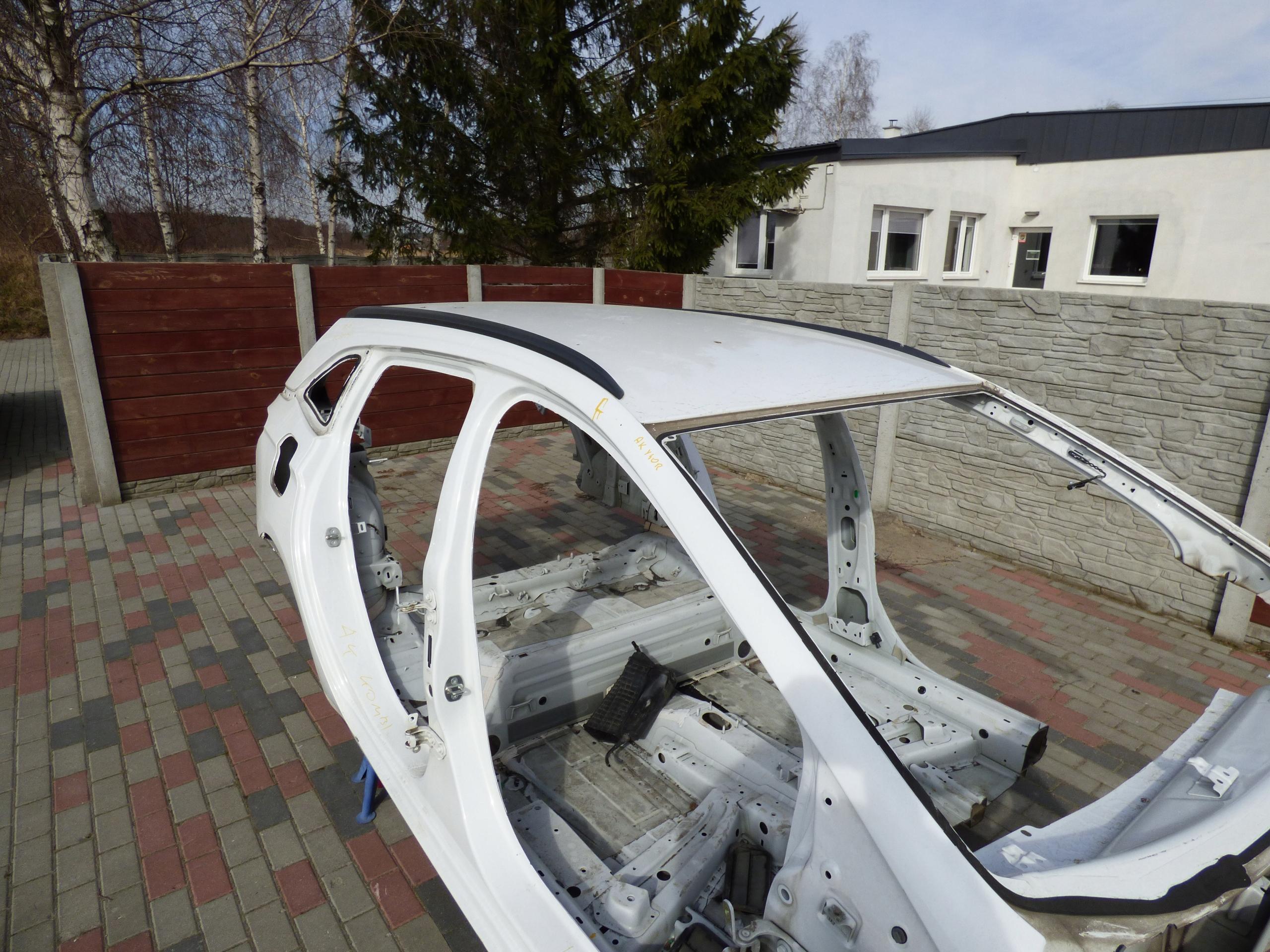 Стойка крыши правая OPEL ASTRA K V