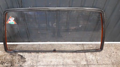 Заднє скло Mercedes W123 універсал