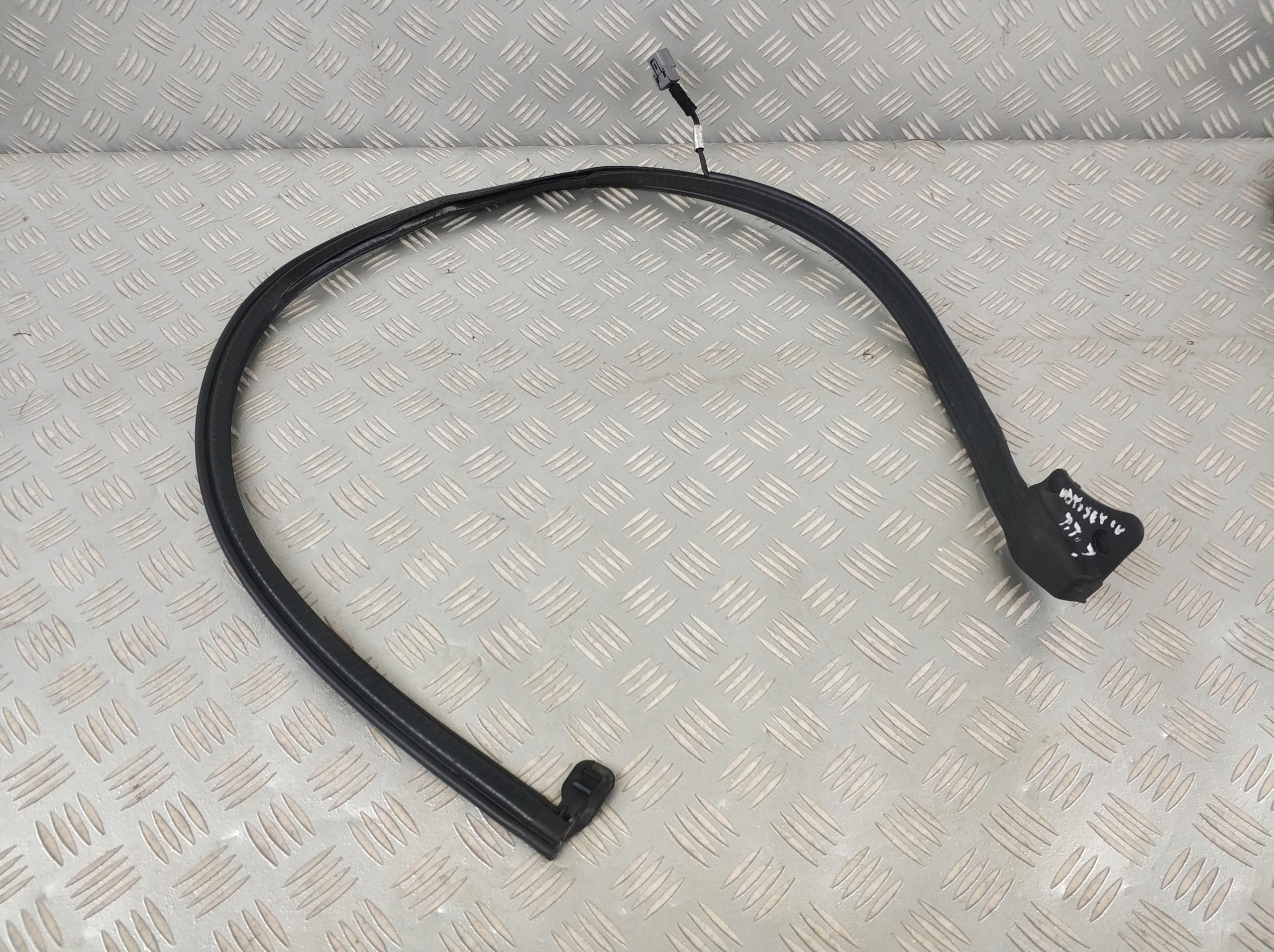 Tk8a-505 r21 - Ущільнювач дверей правий задній датчик HONDA ODYSSEY