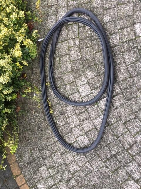 Tailgate seal Ford edge Mk2 США 19 лифт