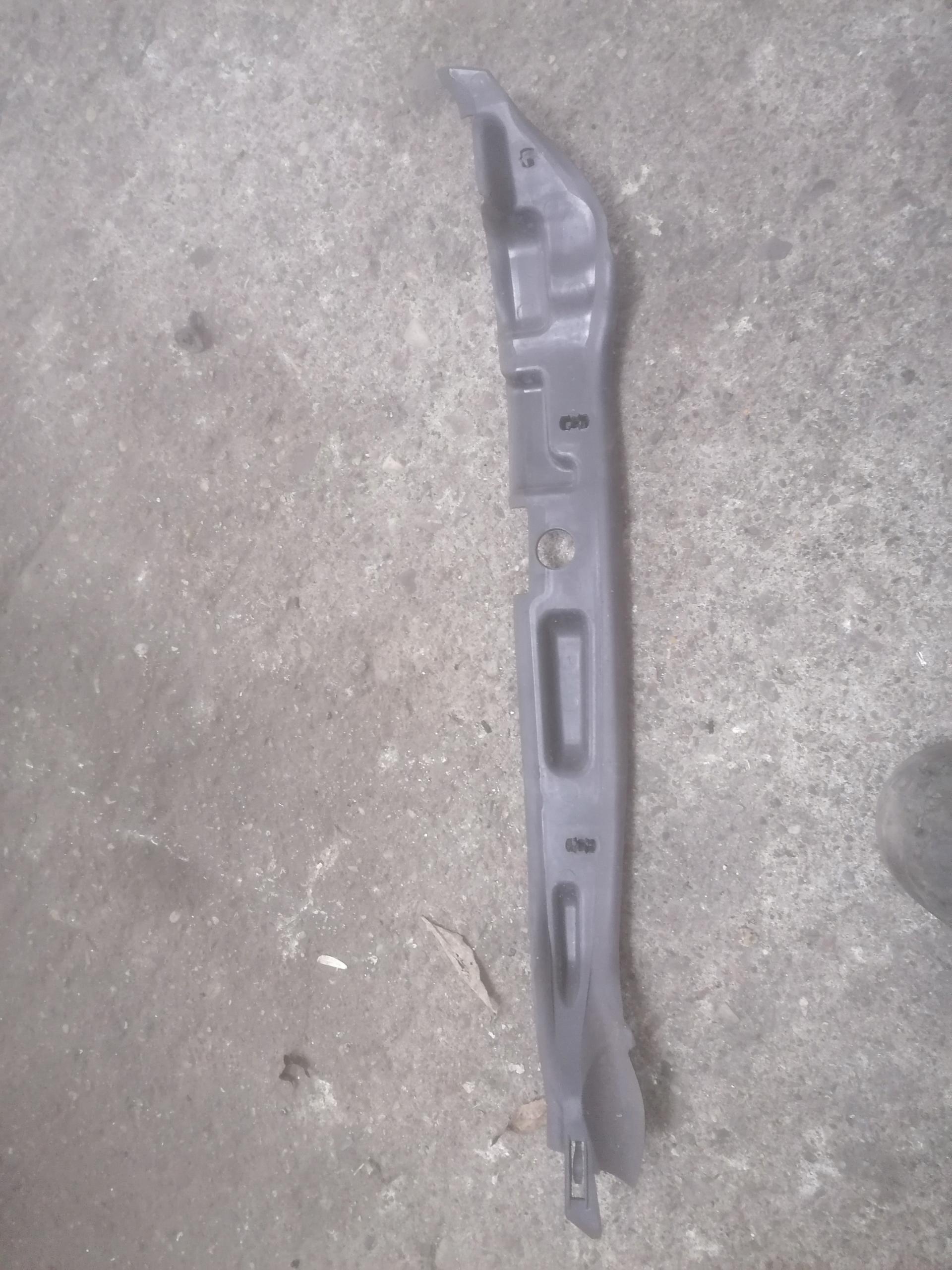 Звукоізоляція правого крила Clio V 631127299R