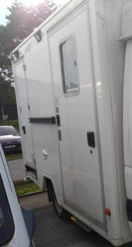 Конструкция из кемпера скорой помощи