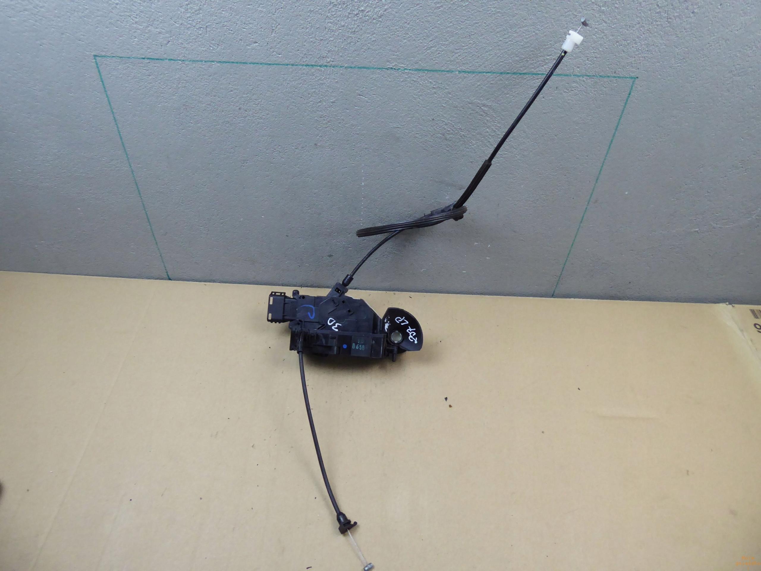 Замок PEUGEOT 207 3-дверный передний левый