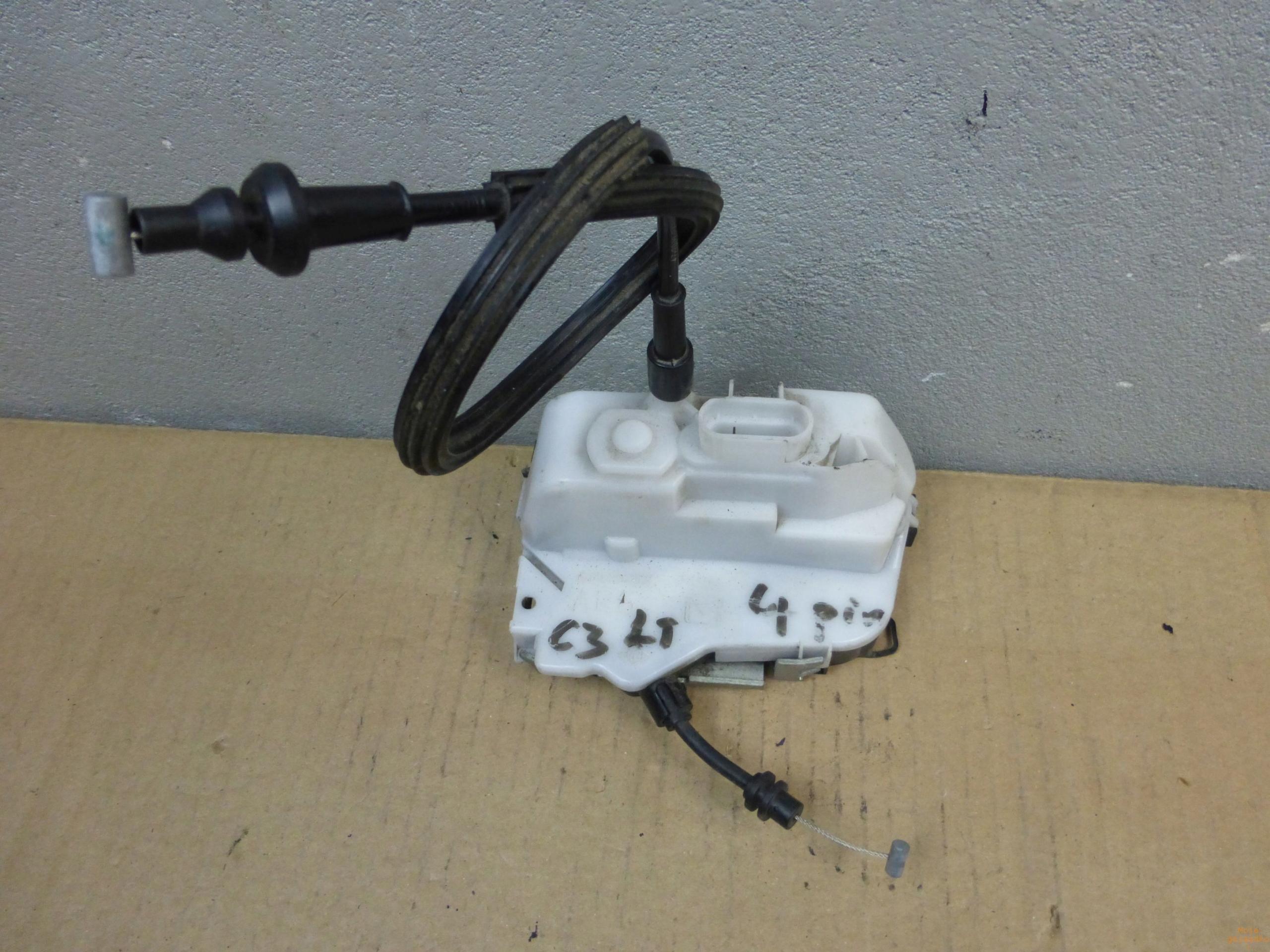 Замок двери CITROEN C3 и левый задний 4pin Европа