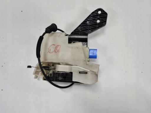 Замок двері правий передній 3B1837016CQ VW T5