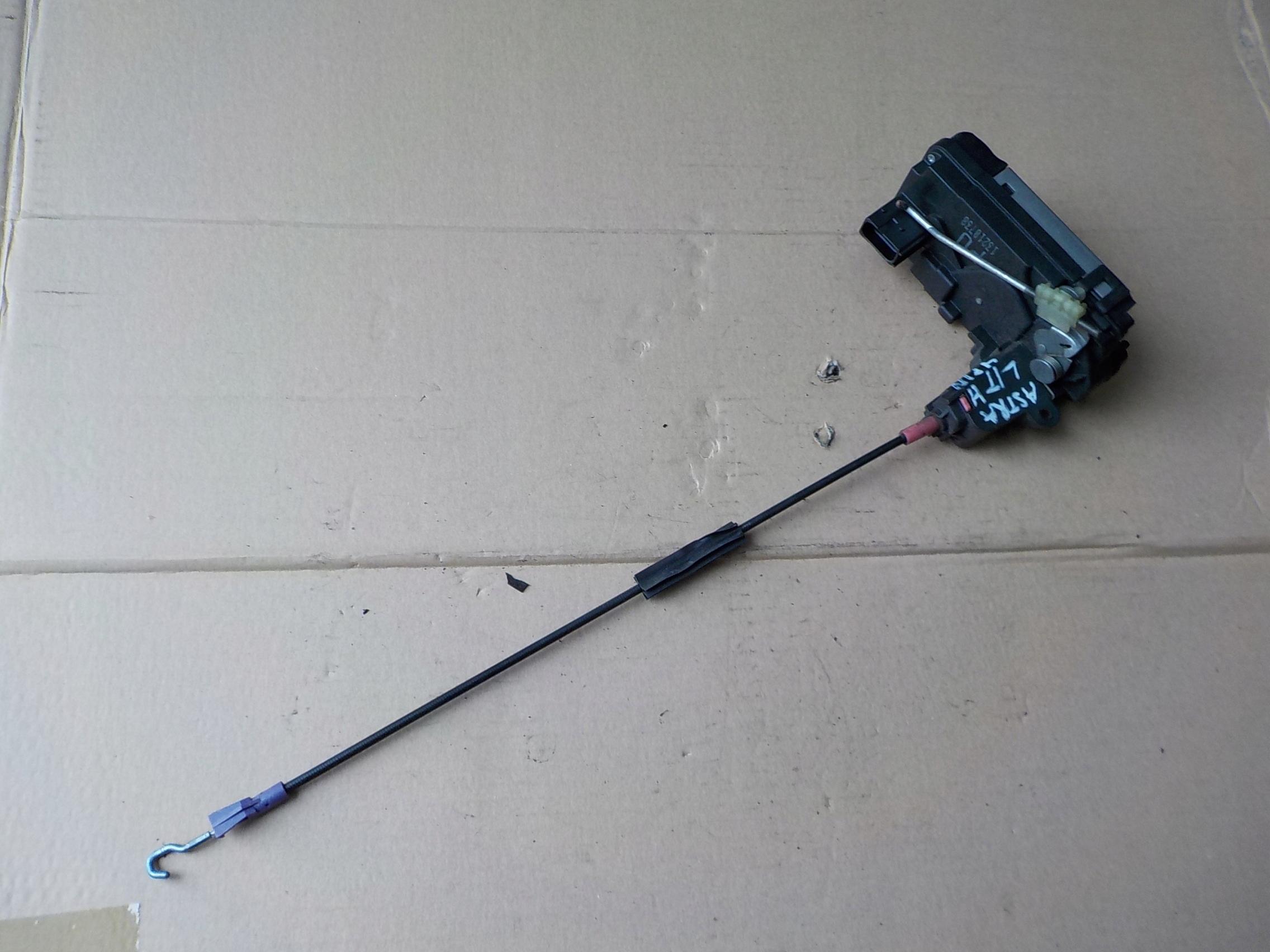 13210738 - замок задний левый opel astra III H 13210738PU