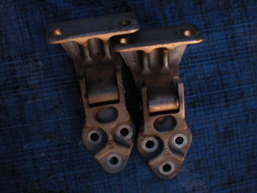 Петля Дверні петлі передня renault master II