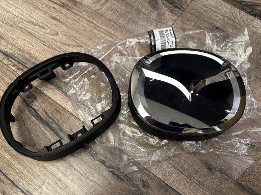 Значок радара Mazda 3 17-19 lift B63C-50-716